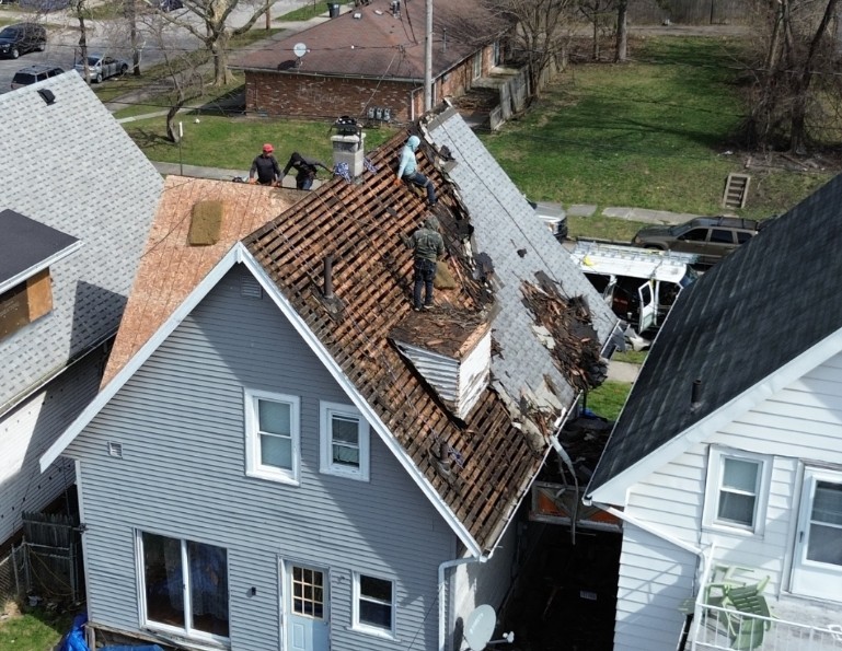 What Are the Signs of Wind Damage on a Roof in Toledo, OH What Are the Signs of Wind Damage on a Roof in Toledo, OH